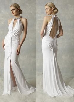 ชุดราตรีสีขาว White Gvening Gowns 4
