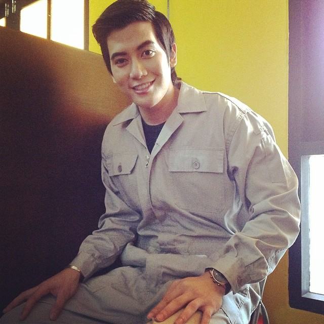ก้อง ธนบูรณ์