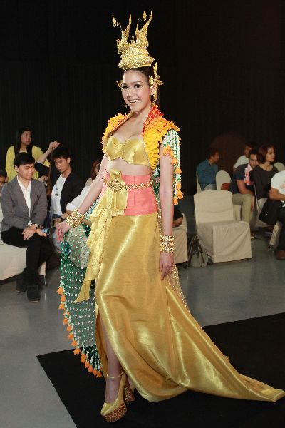Miss Thailand Universe 2001-2013 ในชุดประจำชาติ
