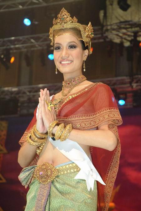 Miss Thailand Universe 2001-2013 ในชุดประจำชาติ
