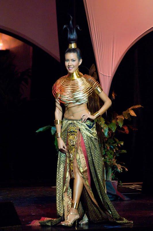 Miss Thailand Universe 2001-2013 ในชุดประจำชาติ