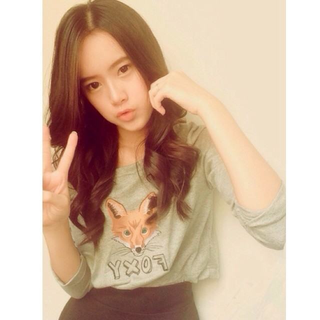 ยุนอาไทย เหมือน มาก @ariyaeyeee