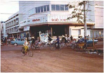 โรงหนังวิสต้าก่อนมีถนนคอนกรีต