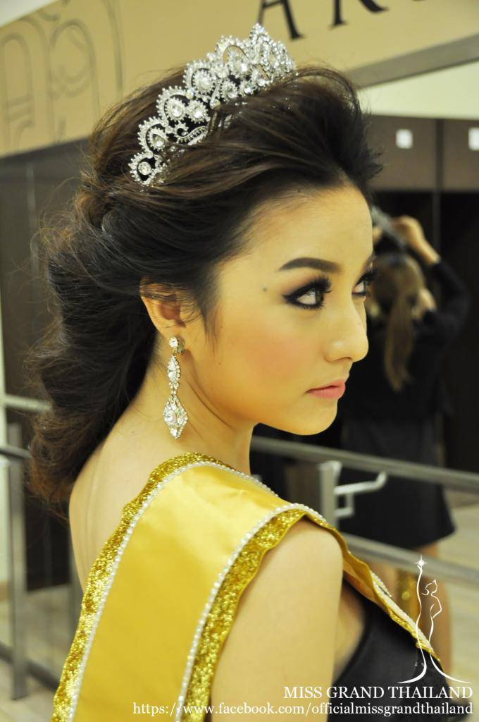 ทีมมิสแกรนด์ไทยแลนด์ 2013 ร่วมงานประกาศผลรางวัลโทรทัศน์ทองคำ ครั้งที่ 28