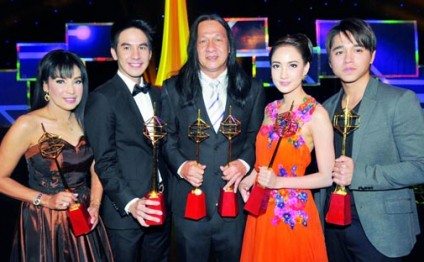 โป๊ป ดารานำชายยอดเยี่ยม / ชมรมส่งเสริมศิลปะการแสดงร่วมงานโทรทัศน์ทองคำ