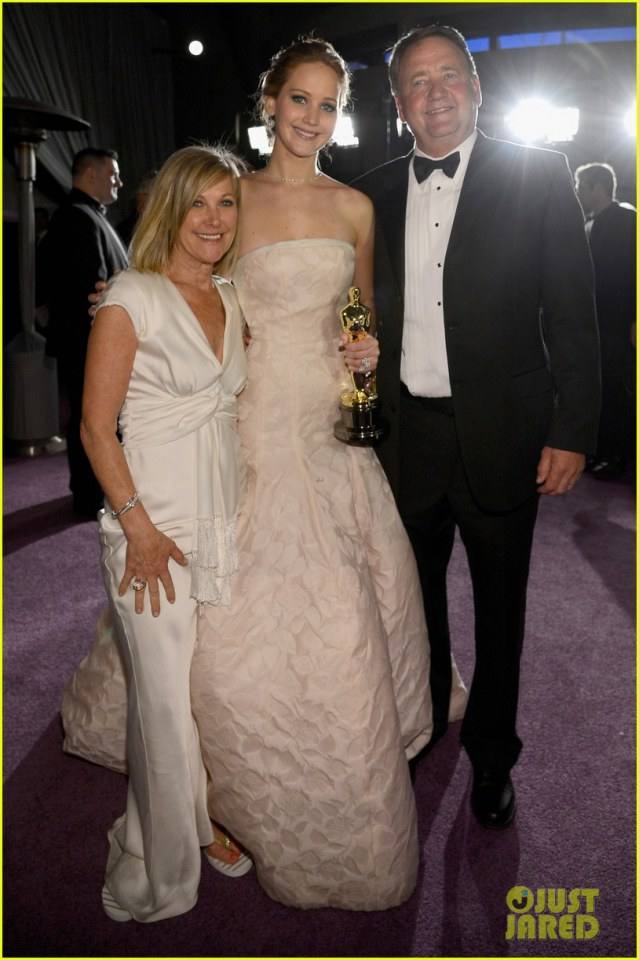 Jennifer Lawrece @ Oscars 2013