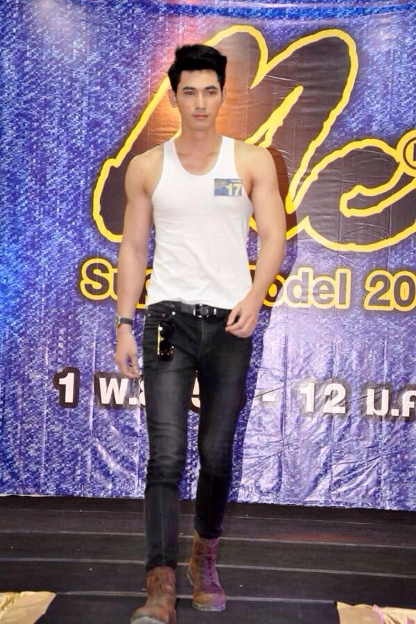 หนุ่มไทยหล่อ....