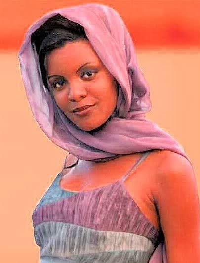 Mpule Kwelagobe Miss Universe 1999