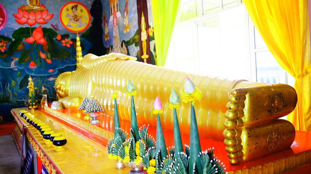 วัดเขาดิน วัดสวยๆ ไกล้กับมอเตอร์เวย์