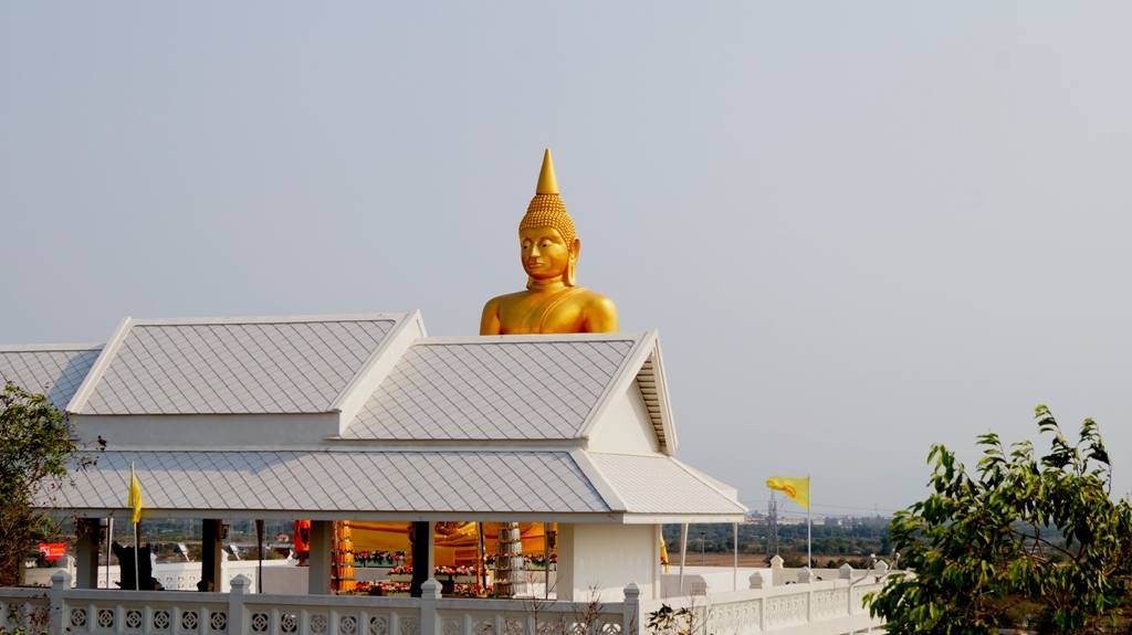 วัดเขาดิน วัดสวยๆ ไกล้กับมอเตอร์เวย์