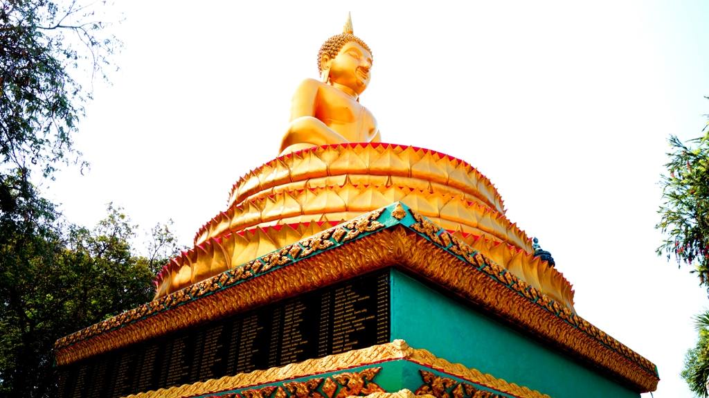 วัดเขาดิน วัดสวยๆ ไกล้กับมอเตอร์เวย์