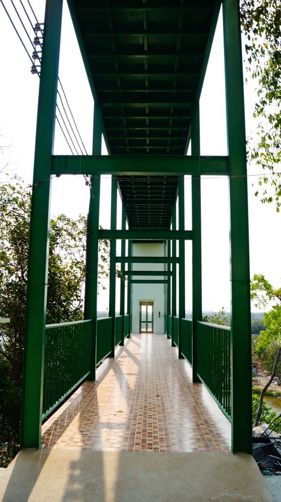วัดเขาดิน วัดสวยๆ ไกล้กับมอเตอร์เวย์