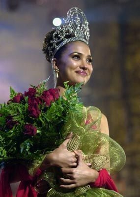 Lara Dutta Miss Universe 2000 From India