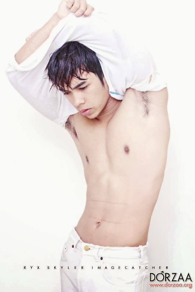 ขาวจั๊วะ น่าเจี๊ยะ