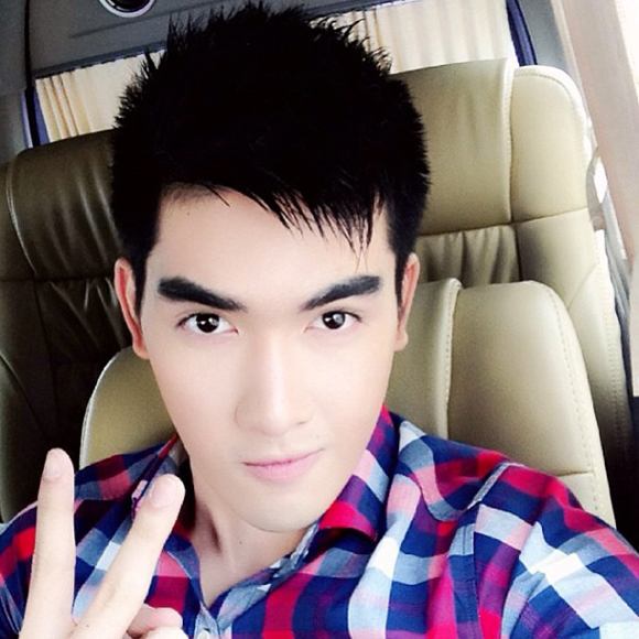 สิงโต เดอะสตาร์ เปลี๊ยนไป๋