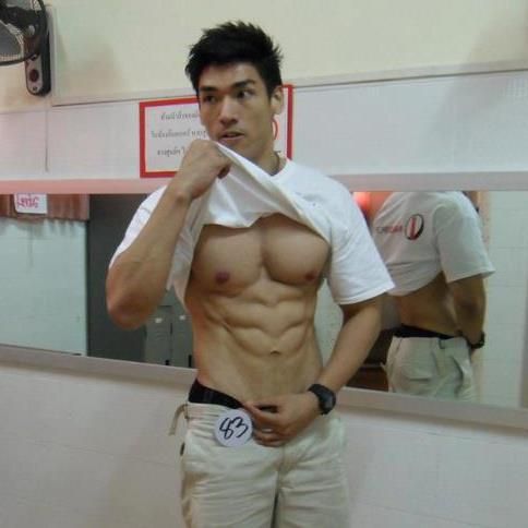 ก็เป็นคนชอบถอด