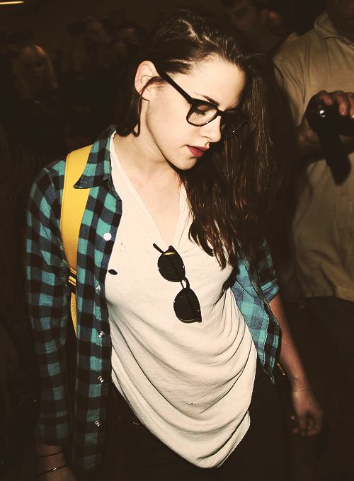 มาดูการแต่งตัวตามสไตล์สาว Kristen Stewart กันเถอะ (part 1)