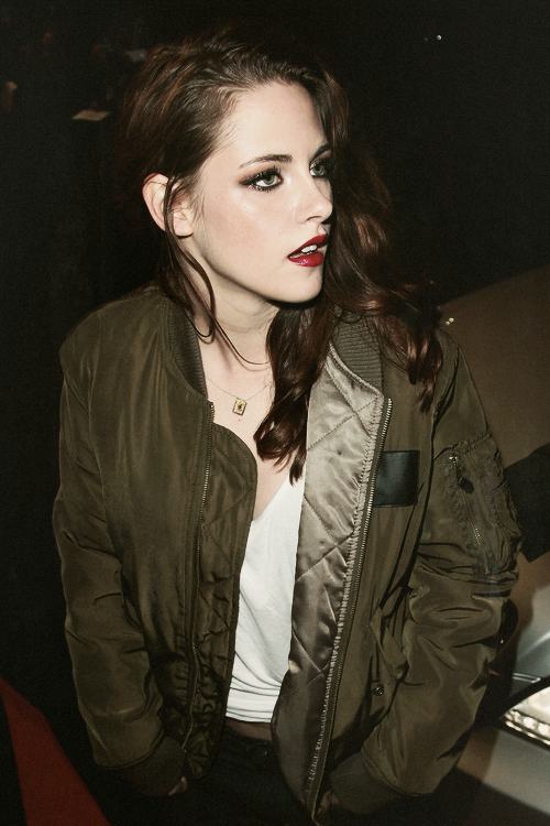 มาดูการแต่งตัวตามสไตล์สาว Kristen Stewart กันเถอะ (part 1)