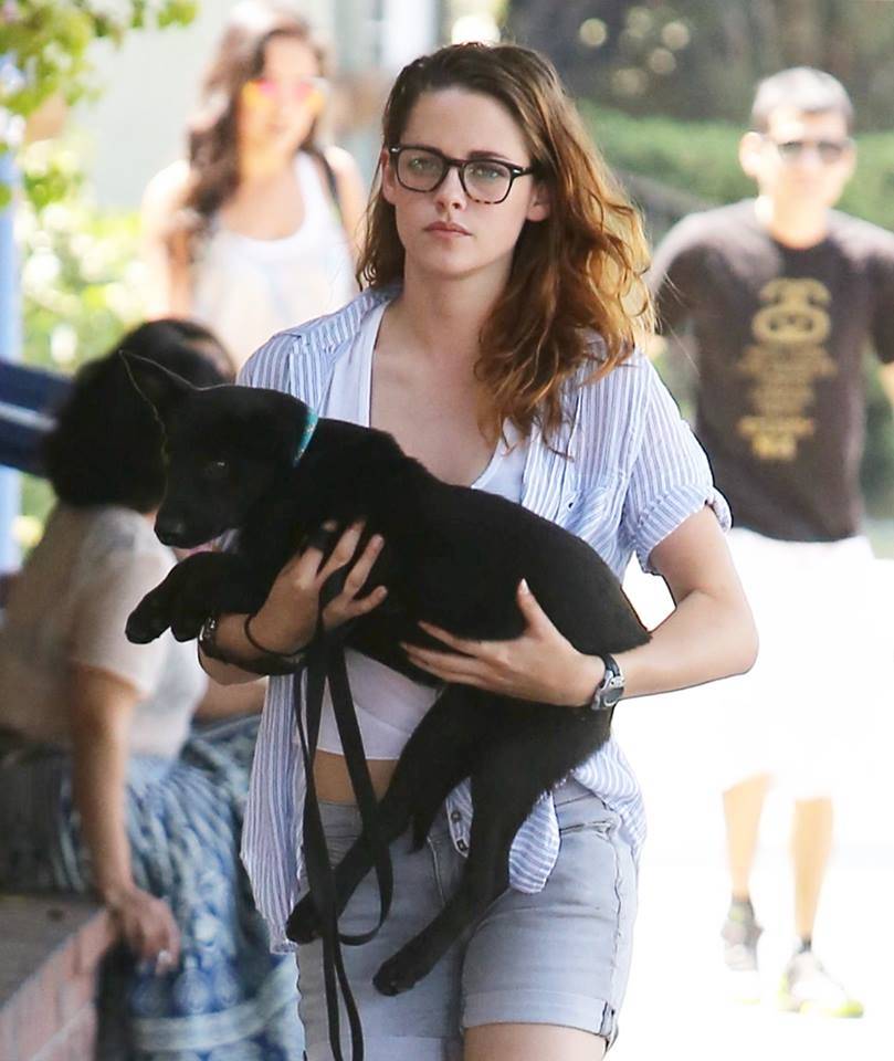 มาดูการแต่งตัวตามสไตล์สาว Kristen Stewart กันเถอะ (part 1)