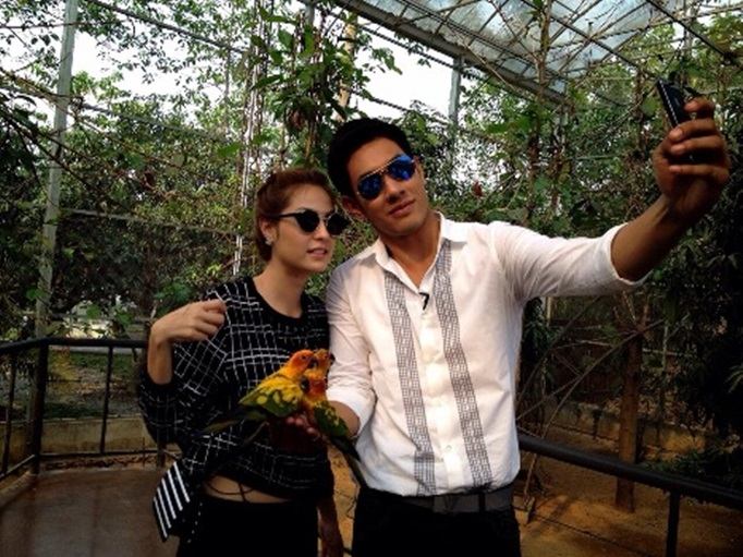 พบ อ๋อม อรรคพันธ์ กับ ขวัญ อุษามณี ใน ที่นี่หมอชิต คืนนี้!
