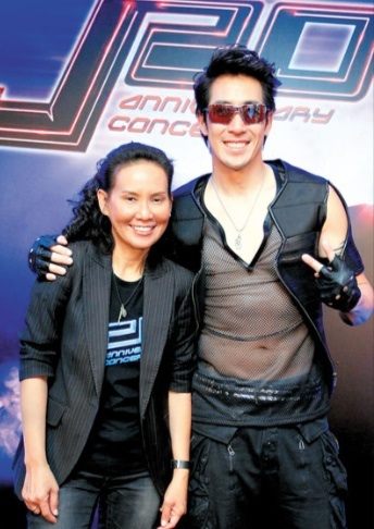 เจ เจตริน แซ่บค้าง