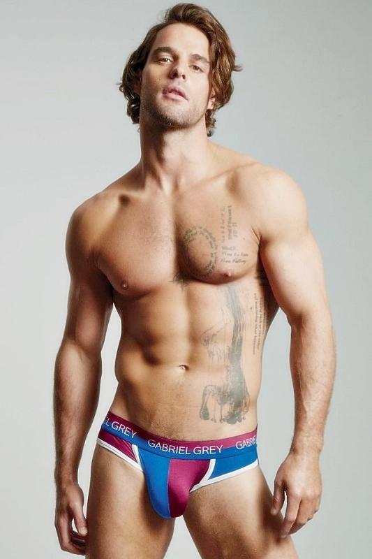 zeus men 183