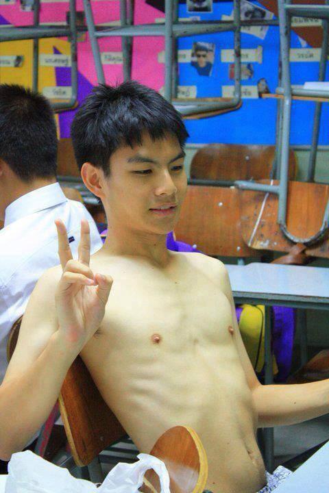 ดูเพื่อควาบันเทิง..