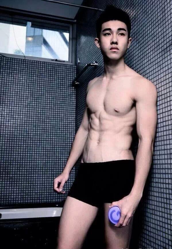 ดูเพื่อควาบันเทิง..