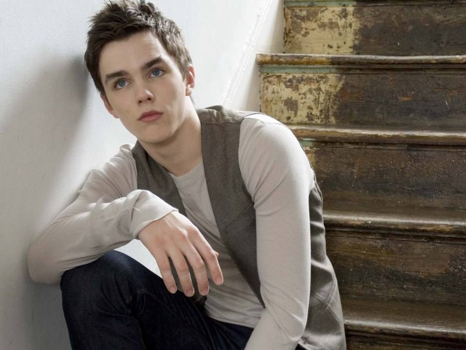Nicholas Hoult -