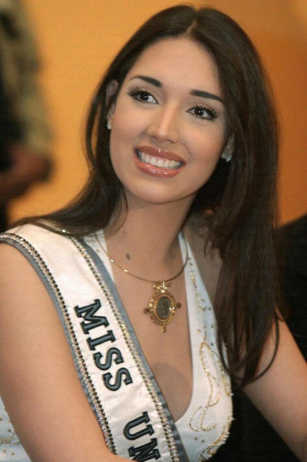 นางงามหน้าสวย Ameria Vega