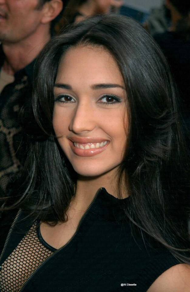 นางงามหน้าสวย Ameria Vega