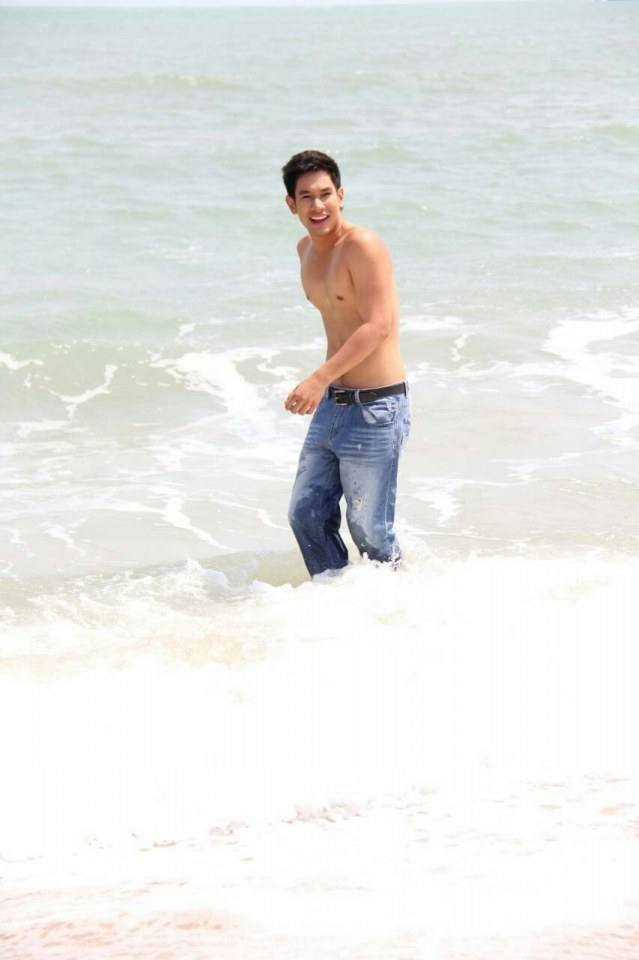 อ๋อม ขวัญ อยากเล่นน้ำ ก็ไม่บอก