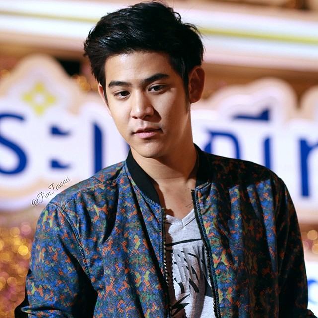 พอร์ช ศรัณย์ หนุ่มหล่อ แห่ง วิกหมอชิต update-pic