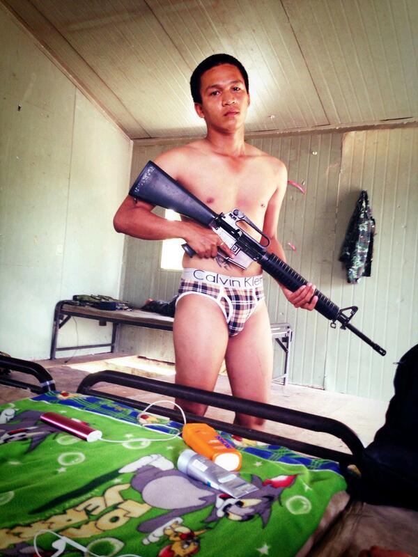 เจ๊ใจจะวายกับหนุ่มๆ