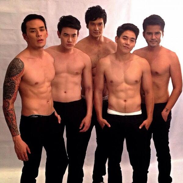 เจ๊ใจจะวายกับหนุ่มๆ
