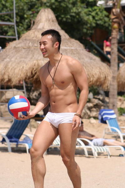 เจ๊ใจจะวายกับหนุ่มๆ