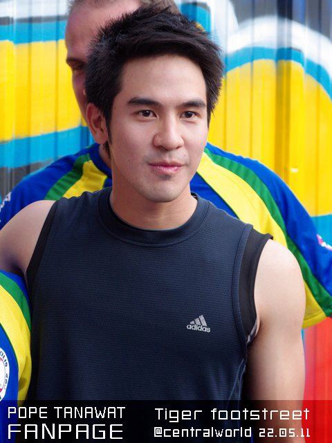 โป๊ป ธนวรรธม์