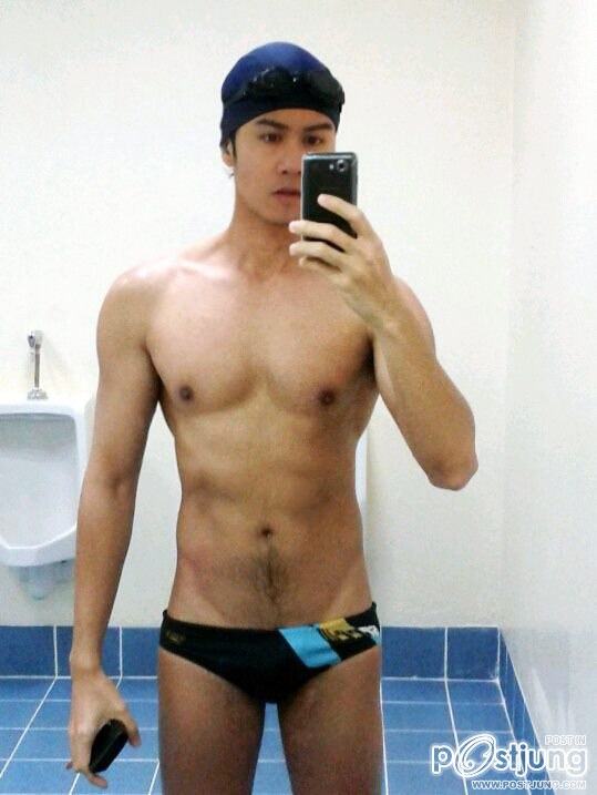 รอบดึกคึกคัก