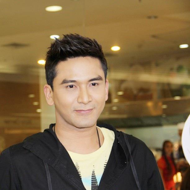 ป๋อ ณัฐวุฒิ ทุกวันนี้ก็ยังลบโลโก้ช่อง7ออกจากหน้ายังไม่หมด
