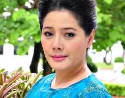 นางร้ายตัวแม่คุณยายวรนาฎ โด่งดังมากที่ช่อง7
