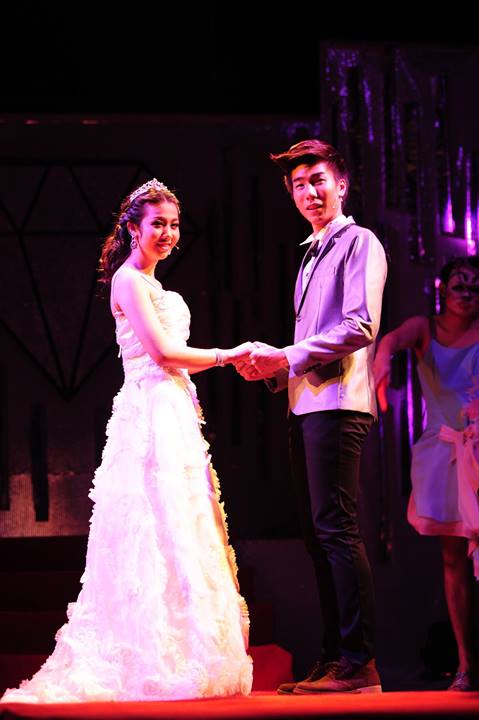 เด็กน้อย มอ ขอนแก่น By รองเท้าผ้าใบ