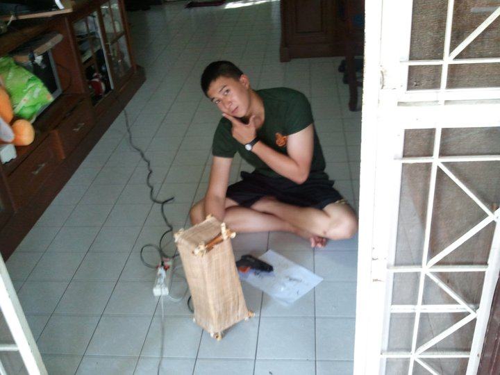 เด็กน้อย มอ ขอนแก่น By รองเท้าผ้าใบ