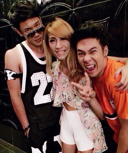 ตั้ม ตั้ม TS9 ผู้ชายบ้านๆ เสียงเหน่อ น่ารักกกแห่งบ้านเดอะสตาร์