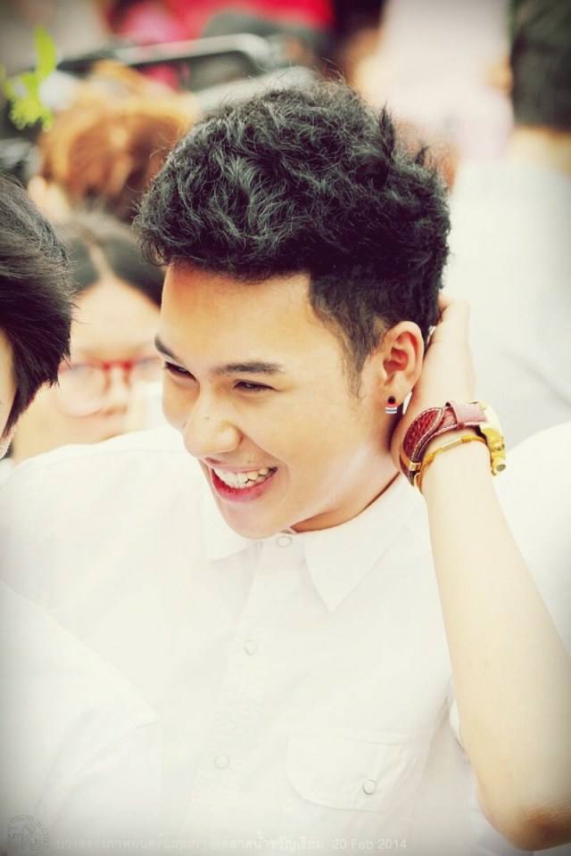 ตั้ม ตั้ม TS9 ผู้ชายบ้านๆ เสียงเหน่อ น่ารักกกแห่งบ้านเดอะสตาร์