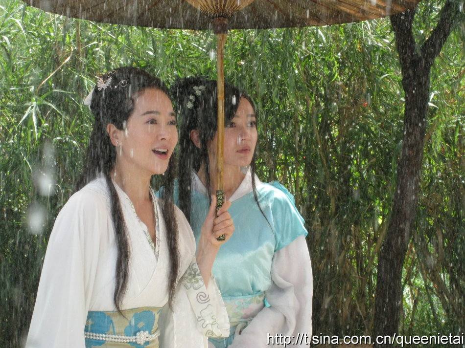 ไต้จุนจู กับบท นางพญางูเขียว จาก Love of the Millennium 又见白娘子 2011