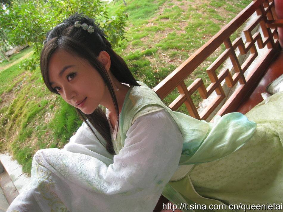 ไต้จุนจู กับบท นางพญางูเขียว จาก Love of the Millennium 又见白娘子 2011