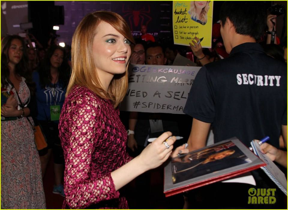 Emma Stone & Andrew Garfield Hang with Adorable Little Spider-Man at Fan Event!