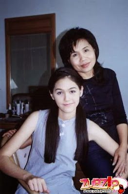 ชมพู่ อารยา ตอนเด็ก