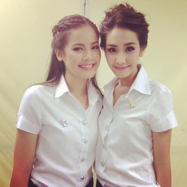 มาดูเวลาดาราช่อง 3 และ 7 เขาถ่ายรูปด้วยกันดีกว่า ออร่าซุปตาร์เจิดๆทั้งน้าน.