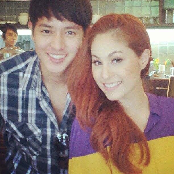 มาดูเวลาดาราช่อง 3 และ 7 เขาถ่ายรูปด้วยกันดีกว่า ออร่าซุปตาร์เจิดๆทั้งน้าน.